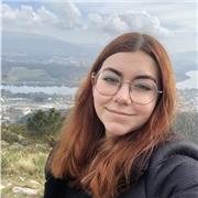 Profesora de dibujo y dibujo técnico de niños/as de la eso